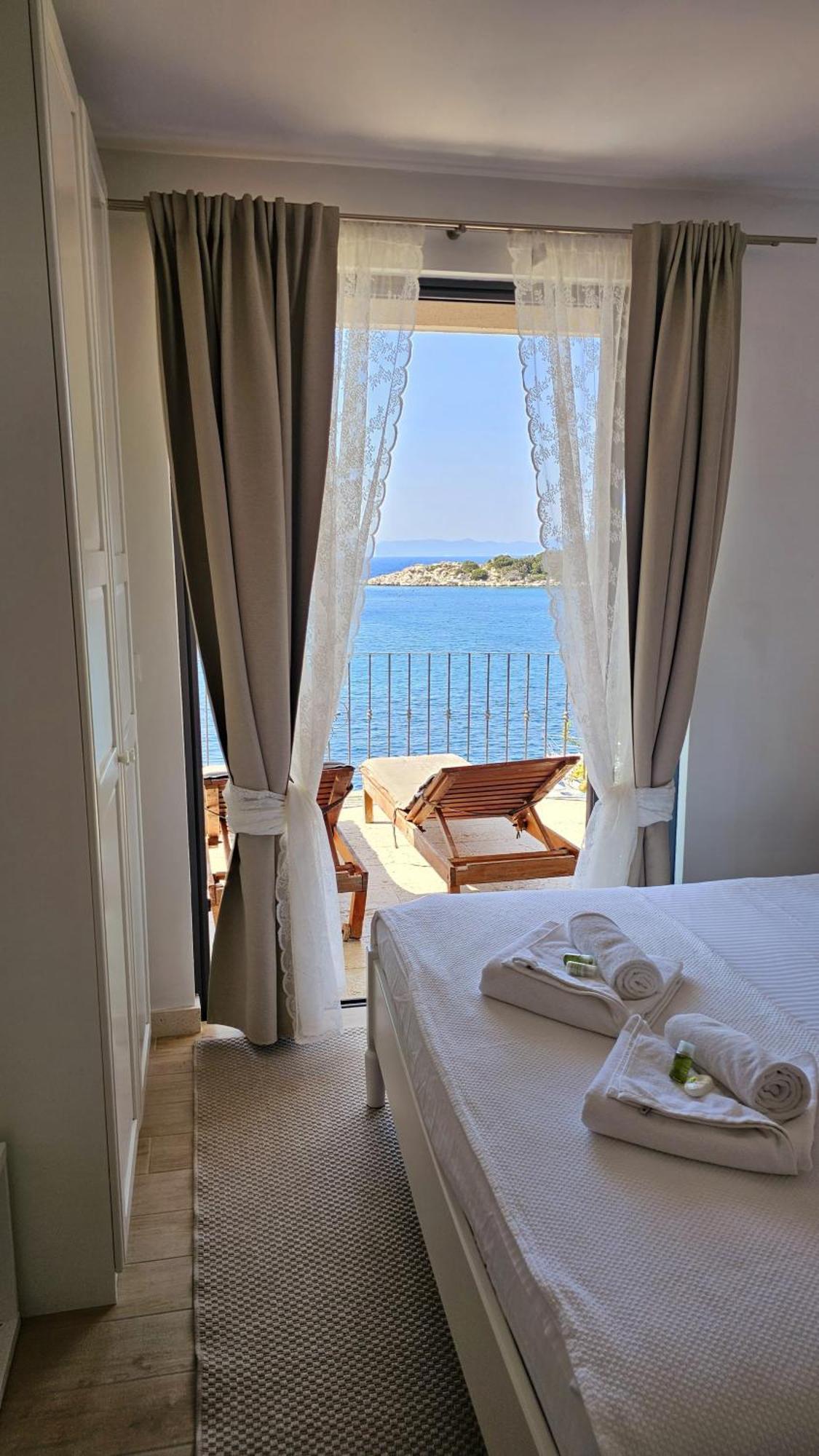 Guesthouse Augusta Insula Lastovo Exterior photo