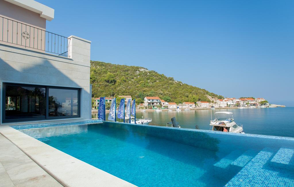 Guesthouse Augusta Insula Lastovo Exterior photo
